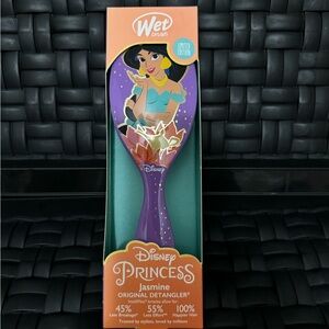 Disney Princess Aladdin Jasmine Wet Brush Limited Edition Original Detangler NIB